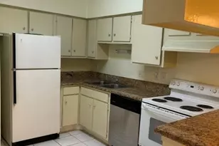 2100 Tanglewilde St, Houston, TX 77063 - Photo 2