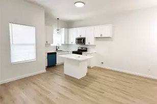 326 Clearwater A-B St, Houston, TX 77029 - Photo 6