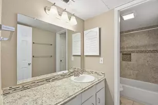 2100 Tanglewilde St, Houston, TX 77063 - Photo 20