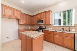 16726 Aliana Lakes Ct, Richmond, TX 77407 - Photo 10