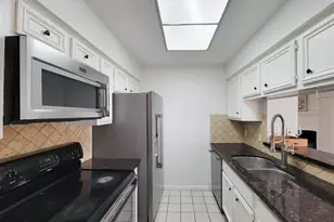 2220 Bering Dr, Houston, TX 77057 - Photo 16