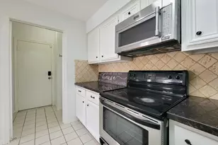 2220 Bering Dr, Houston, TX 77057 - Photo 20
