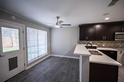 4118 Windjammer Court, Seabrook, TX 77586 - Photo 10