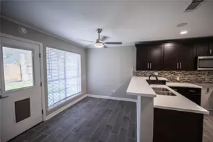 4118 Windjammer Ct, Seabrook, TX 77586 - Photo 10