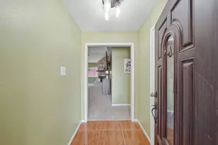 519 Orleans St, League City, TX 77573 - Photo 4
