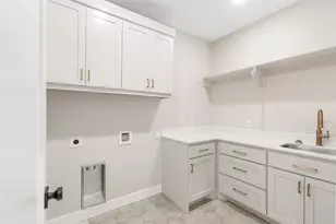 5671 Mill Water Ct, Bryan, TX 77808 - Photo 10