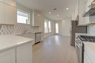 1047 Blue Stone Dr, Beasley, TX 77417 - Photo 16