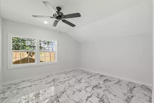 1105 W Ellaine Ave, Pasadena, TX 77506 - Photo 14