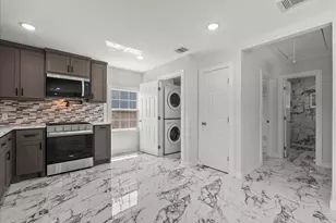 1105 W Ellaine Ave, Pasadena, TX 77506 - Photo 12