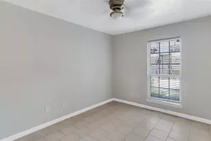 122 E Crosstimbers St, Houston, TX 77022 - Photo 8