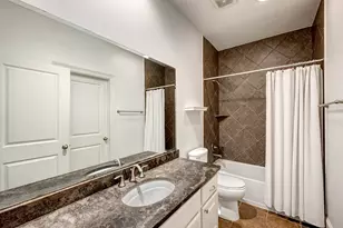 931 W 23rd St, Houston, TX 77008 - Photo 18