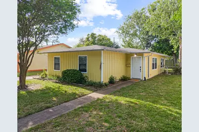 114 Pompano Ave, Galveston, TX 77550 - Photo 1