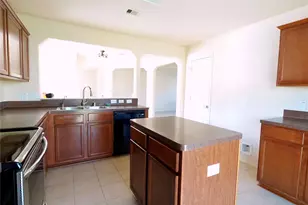 1323 Kane Ct, Rosenberg, TX 77471 - Photo 10