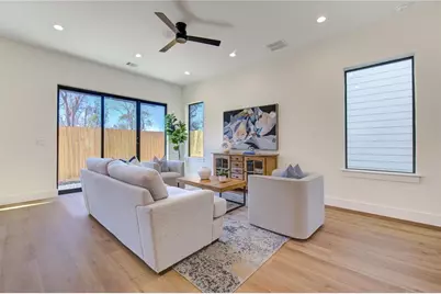 6139 Pacific Forest Drive, Houston, TX 77091 - Photo 8