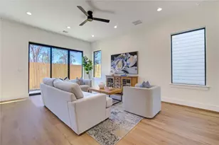 6139 Pacific Frst Dr, Houston, TX 77091 - Photo 8