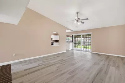 14650 Kemrock Drive, Houston, TX 77049 - Photo 8