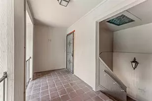 12633 Memorial Dr, Houston, TX 77024 - Photo 24