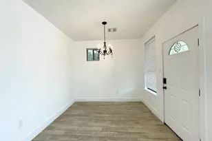 5121 Southwind St, Houston, TX 77033 - Photo 6