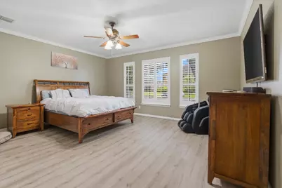 4704 Broadmoor Drive, League City, TX 77573 - Photo 10
