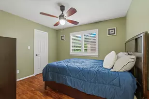 4704 Broadmoor Dr, League City, TX 77573 - Photo 20