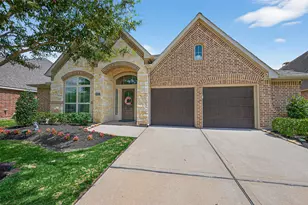 19814 Crested Peak Ln, Cypress, TX 77433 - Photo 2