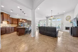 19814 Crested Peak Ln, Cypress, TX 77433 - Photo 10