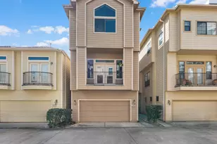 905 Garden Oaks Terrace, Houston, TX 77018 - Photo 1