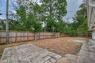 10138 Hazelhurst Dr, Houston, TX 77043 - Photo 42