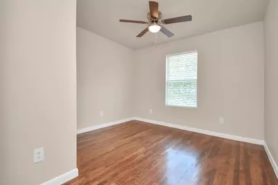 500 W Pitts Avenue #302, Pasadena, TX 77506 - Photo 14