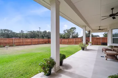 305 Champions Court, El Campo, TX 77437 - Photo 38