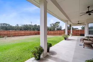 305 Champions Ct, El Campo, TX 77437 - Photo 38