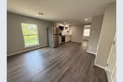 2518 Gano Street #3, Houston, TX 77009 - Photo 6