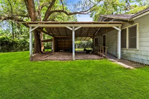 316 N Handley Ave, Livingston, TX 77351 - Photo 6