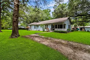 316 N Handley Ave, Livingston, TX 77351 - Photo 2