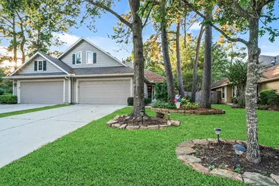 7 Fitzroy Place, Conroe, TX 77384 - Photo 2