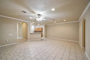 7 Fitzroy Pl, Conroe, TX 77384 - Photo 18