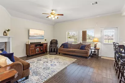 1995 Brentwood Drive, Alvin, TX 77511 - Photo 8
