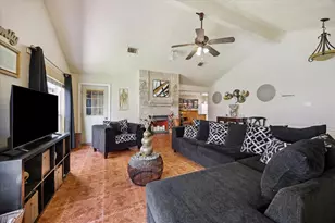 1419 Willow Wisp Dr, Missouri City, TX 77489 - Photo 2
