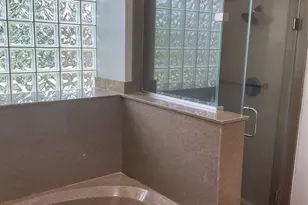 12110 Shadowpoint Dr, Houston, TX 77082 - Photo 18