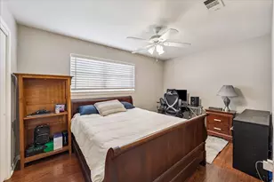 5811 Spruce Forest Dr, Houston, TX 77092 - Photo 8