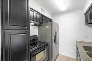 10501 South Dr, Houston, TX 77099 - Photo 14