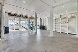 3815 Seabreeze Ln, Galveston, TX 77554 - Photo 14