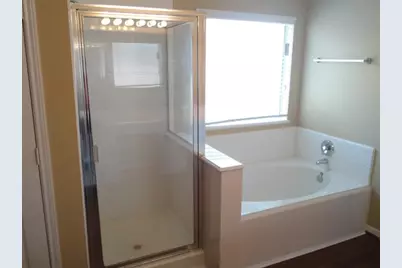 2306 Hollyfield Lane, Katy, TX 77493 - Photo 10