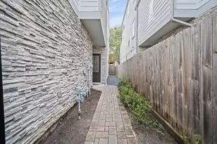 1307 Crocker St, Houston, TX 77019 - Photo 38