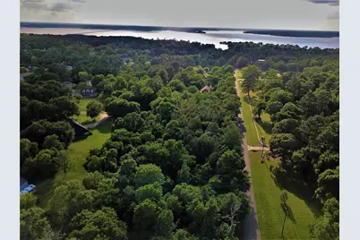 8 Dairyland, Willis, TX 77318 - Photo 4