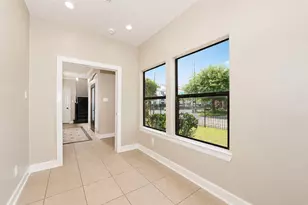 3014 S Rice Ave, Houston, TX 77056 - Photo 6