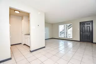 7906 Prestwood Dr, Houston, TX 77036 - Photo 8