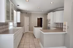 819 Old Valley Way, Houston, TX 77094 - Photo 4