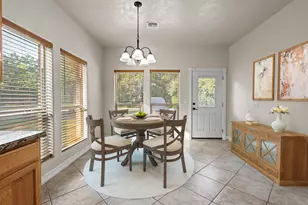 620 Easterwood St, Vidor, TX 77662 - Photo 12