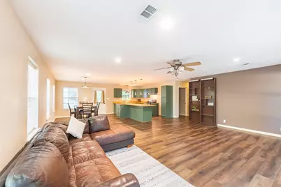 537 Mohawk Bend, Conroe, TX 77316 - Photo 6